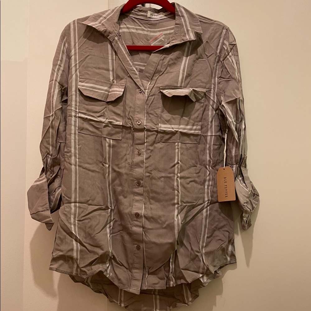 NWT Two Pocket Top